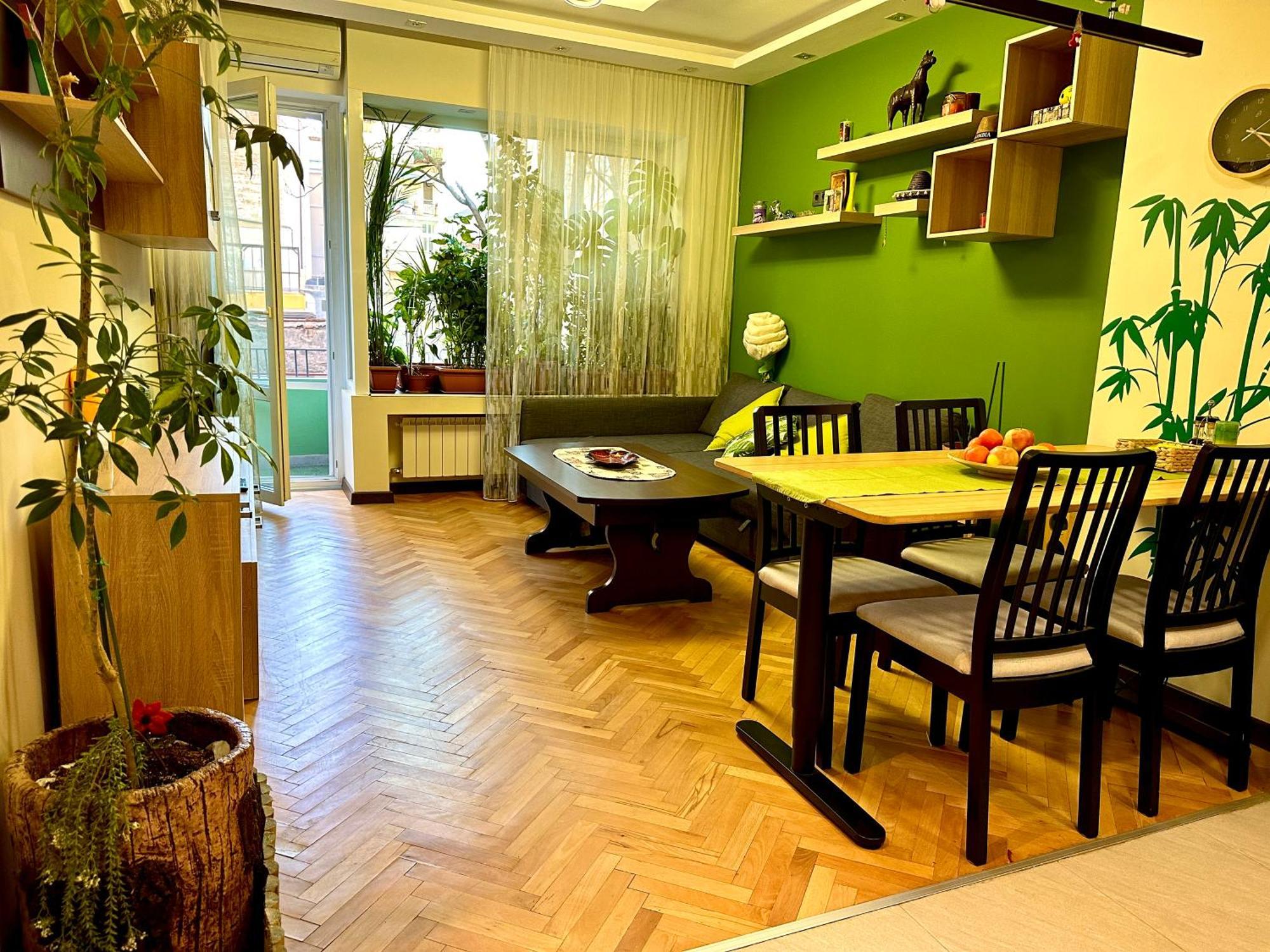 Luxury Oasis In Absolute Center Of Sofia Apartment Luaran gambar