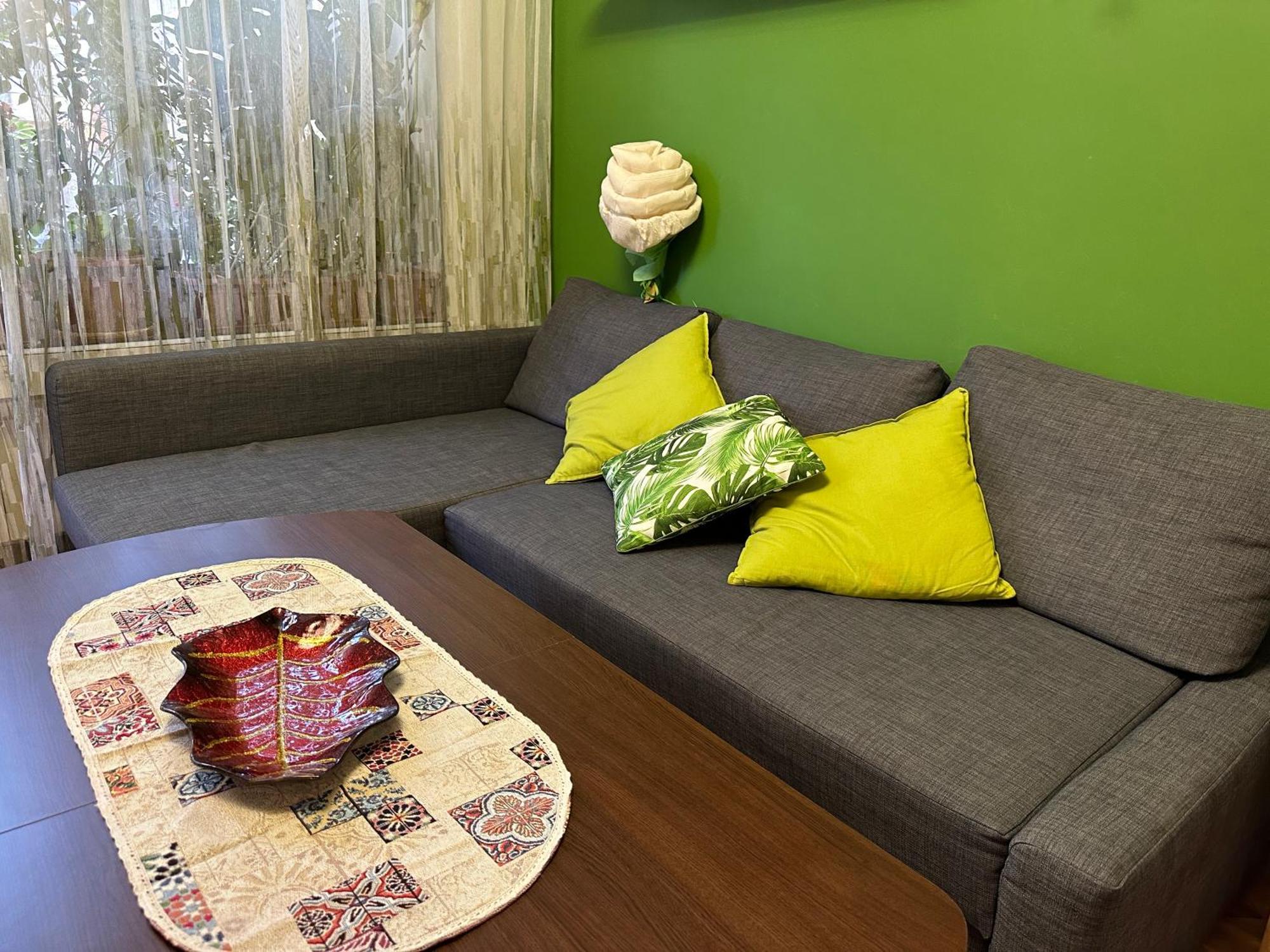 Luxury Oasis In Absolute Center Of Sofia Apartment Luaran gambar