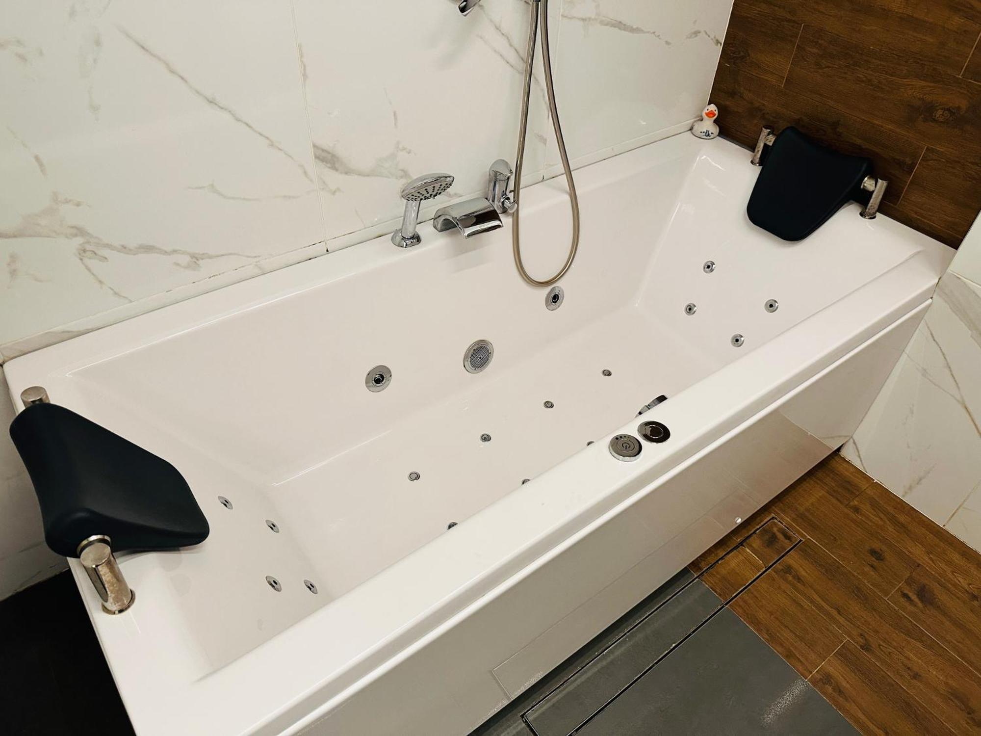 Luxury Oasis In Absolute Center Of Sofia Apartment Luaran gambar